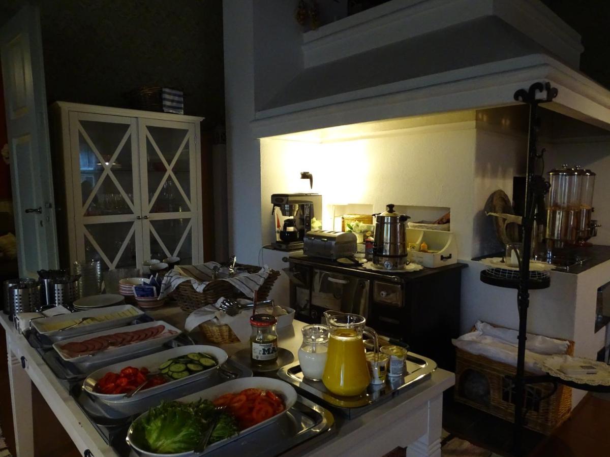 B&B Savikon Kartano 키티 외부 사진