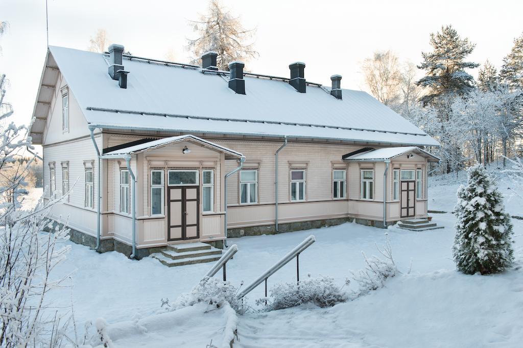 B&B Savikon Kartano 키티 외부 사진